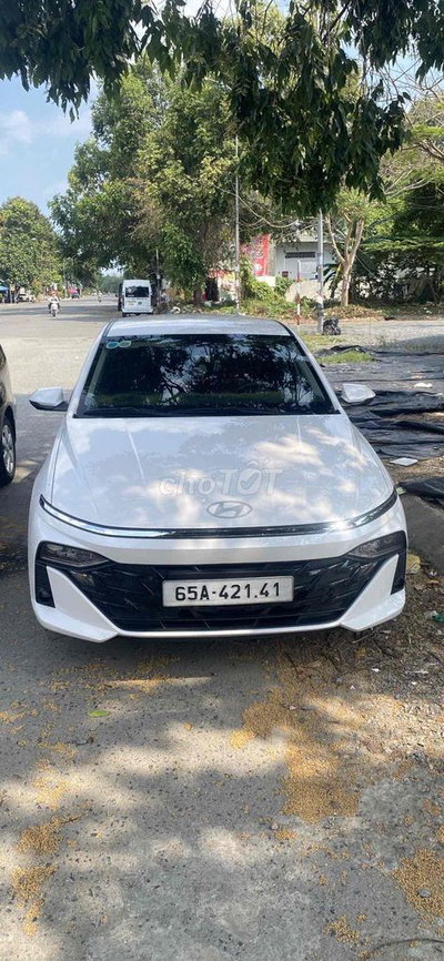 Hyundai Accent 2024 Trắng