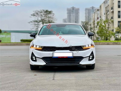 Xe Kia K5 Premium 2.0 AT 2024
