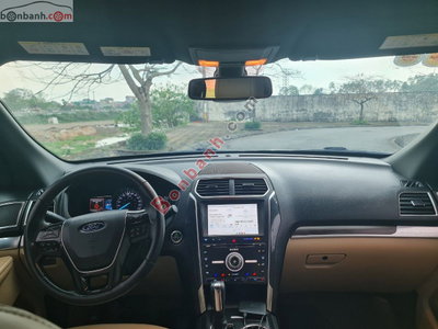 Xe Ford Explorer 2017