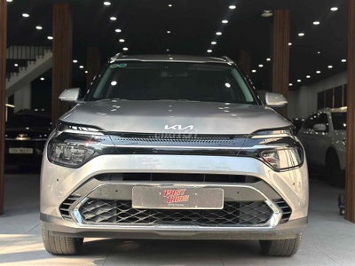 Kia Carens 2024 Luxury 10.000 km Xám
