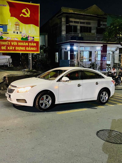 Chevrolet Cruze 2012 1.6LS Trắng