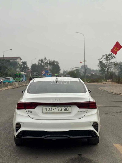 Kia K3 Premium Trắng 80 000km