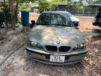 BMW Vàng cát