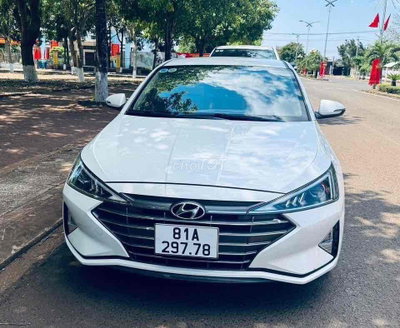 Hyundai Elantra 2021