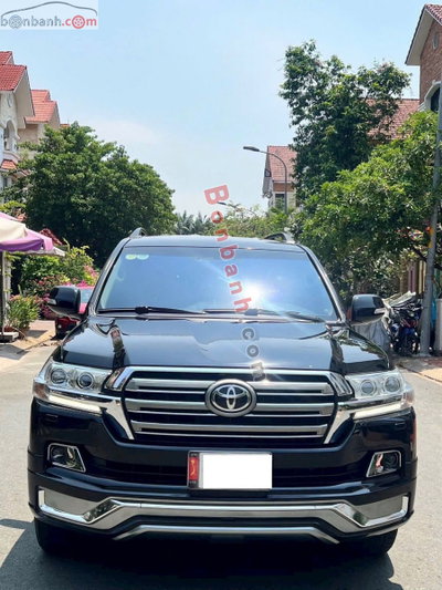 Xe Toyota Land Cruiser VX 4.6 V8 2016