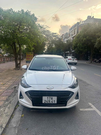 Hyundai i10 số tự động Trắng 36632 km