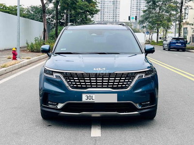 Kia Carnival 2.2D Signature 2023