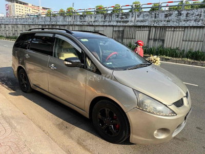 Mitsubishi Grandis 2006 2.4 AT(dùng gia đình1 chủ)