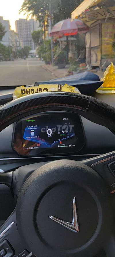 VinFast VF5 2024 10920 km Xám