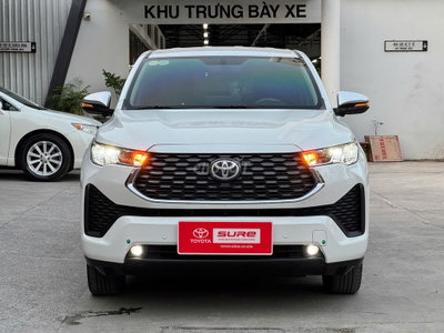 Innova Cross 2.0V - 2025 - 6,900Km