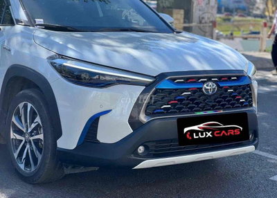 Toyota Cross HEV 2022- Chuẩn Odo: 3v2- Xe Chuẩn