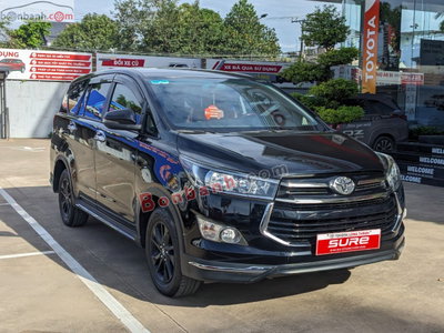 Xe Toyota Innova 2.0 Venturer 2019