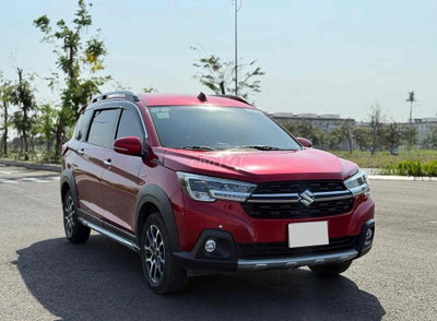 Suzuki XL7 2020 - Màu : Đỏ - Odo : 7 vạn.