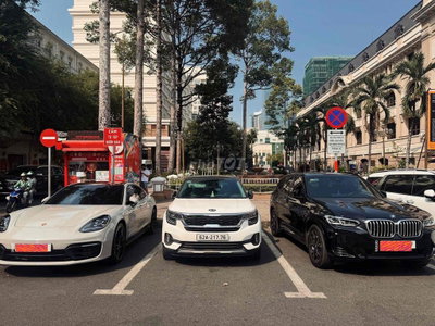 Kia Seltos màu Trắng