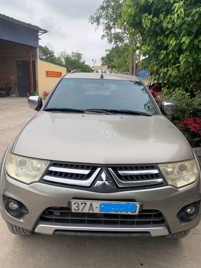 Mitsubishi Pajero Sport 2014 Vàng cát