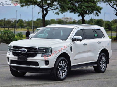 Xe Ford Everest Titanium 2.0L 4x2 AT 2025