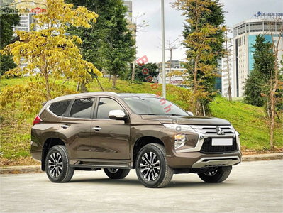 Xe Mitsubishi Pajero Sport 2.4D 4x2 AT 2020