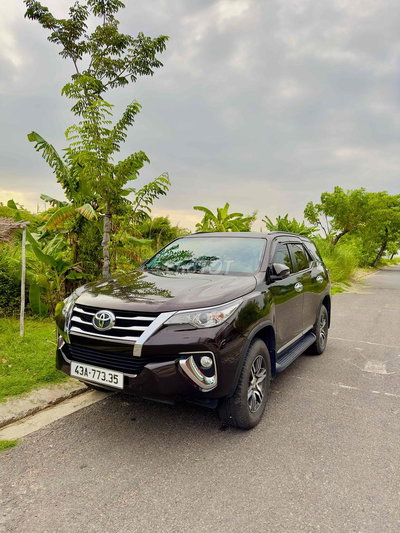 Toyota Fortuner 2018 2.4G 4x2 - 115000 km