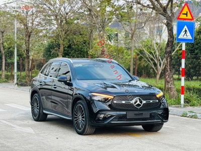 Xe Mercedes Benz GLC 300 4Matic 2023