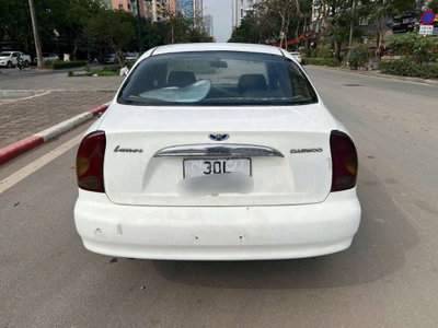 Daewoo Lanos nhà bán xe đẹp