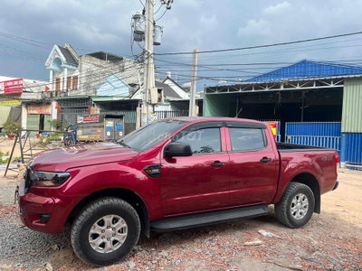 Ford Ranger 2021 số sàn 2 cầu