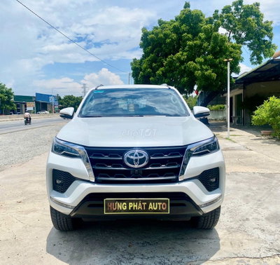 Toyota Fortuner 2023 2.7V siêu lướt mới 16K km