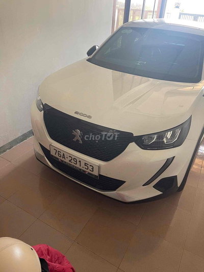 Peugeot 20***0 km Trắng