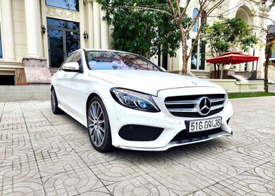 Mercedes C300 AMG 2017 Trắng 67.000km