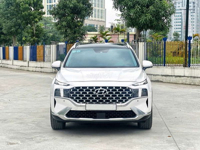 Hyundai Santafe 2024 2.2D Premium 30000 km