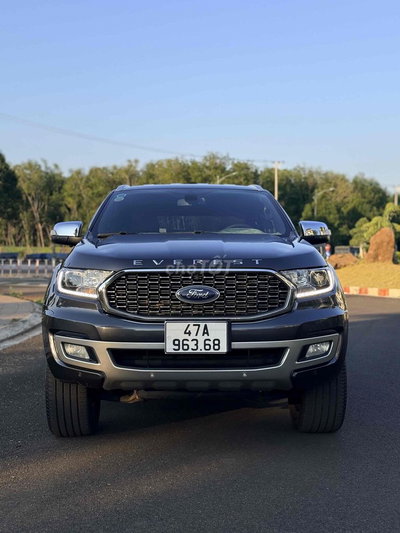 Ford Everest 2021 Titanium Xám