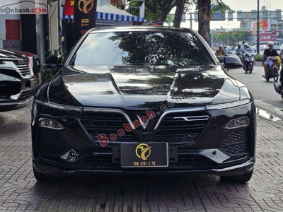 Xe VinFast Lux A 2.0 Tiêu chuẩn 2022