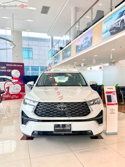 Xe Toyota Innova Cross HEV 2.0 CVT 2026