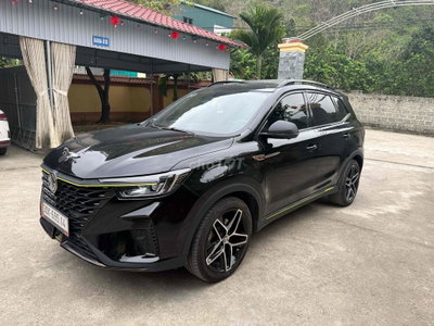 MG RX5 Đen 41671 km 5 chỗ