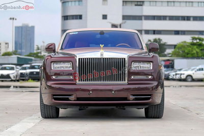 Xe Rolls Royce Phantom 6.7 V12 2015