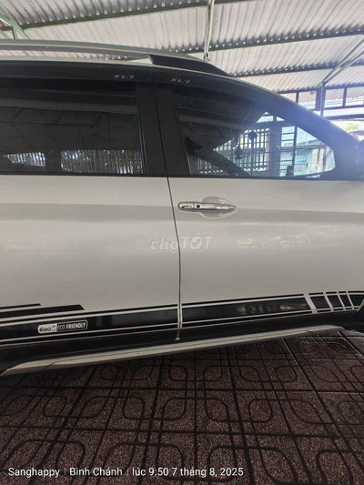 Suzuki XL7 màu Trắng