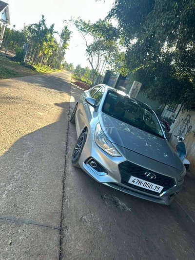 Hyundai Accent 2019 Bạc