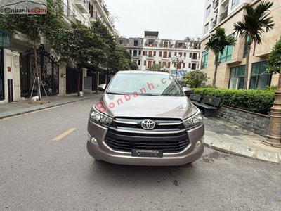Xe Toyota Innova 2.0E 2020