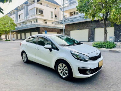Kia Rio Trắng 2015 nhập khẩu