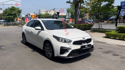 Xe Kia Cerato 1.6 AT Luxury 2020