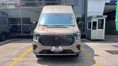 Xe Ford Transit Premium 2024