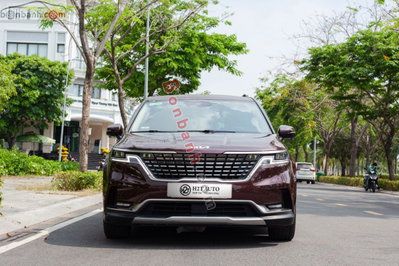 Xe Kia Carnival Signature 2.2D 2022