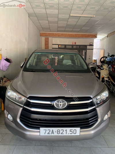 Xe Toyota Innova 2.0E 2018
