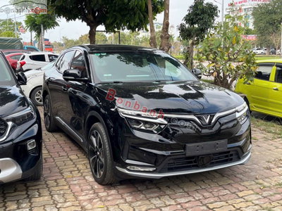 Xe VinFast VF8 Plus AWD 2025