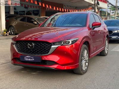 Xe Mazda CX5 Premium Exclusive 2.0 AT 2024