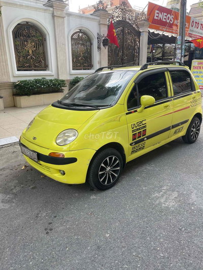 4 chỗ nhỏ gọn tiết kiệm xăng