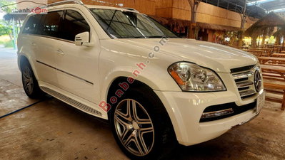 Xe Mercedes Benz GL 550 AMG 4Matic 2012