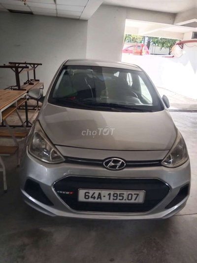 Hyundai i10 2015 Bạc 15356 km