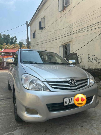 Toyota Innova 2008 G - 220000 km