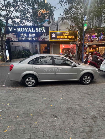 Daewoo Lacetti 209 màu bạc xe rất đẹp