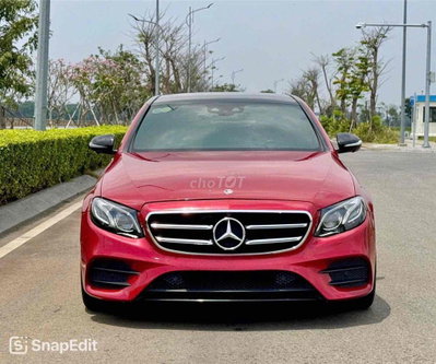 Mercedes-Benz E300 AMG 2020